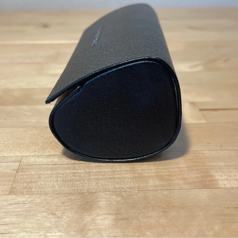 Burberry Black Clam Shell Hard Case Eyeglass Sunglasses Case Vintage Designer